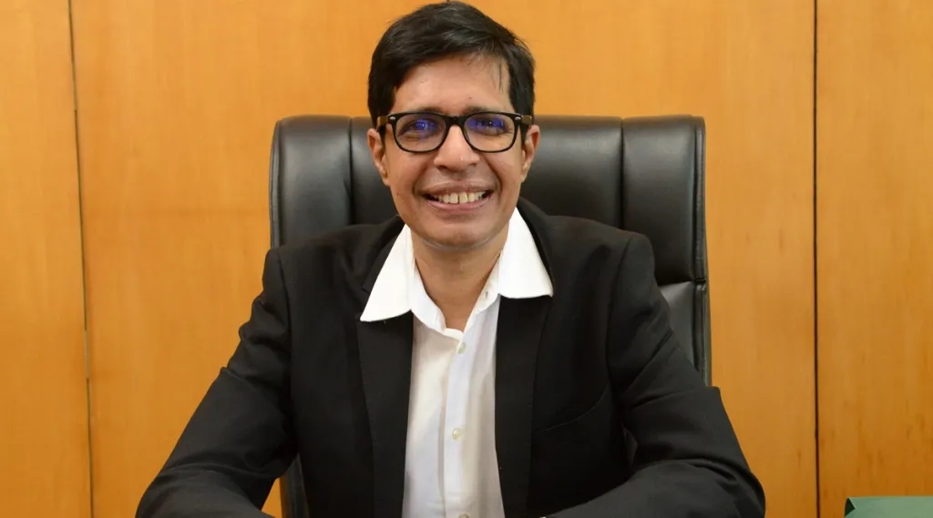Dr V Kamakoti