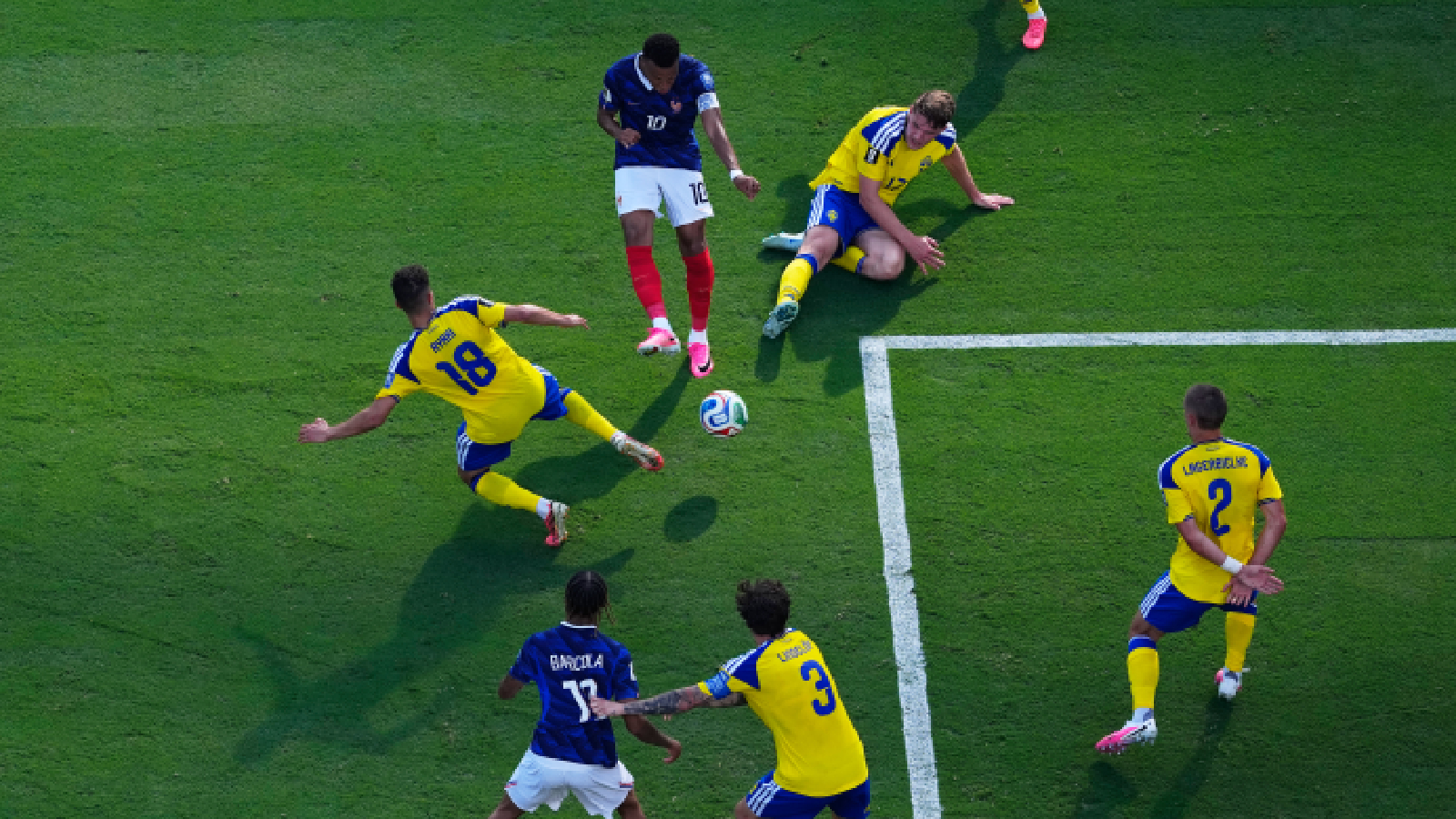 France's Kylian Mbappe (10) scores a goal against Sweden during the World Cup round of 32 soccer match between in East Rutherford, N.J., near New York, Tuesday, June 30, 2026. (AP Photo/Petr David Josek)