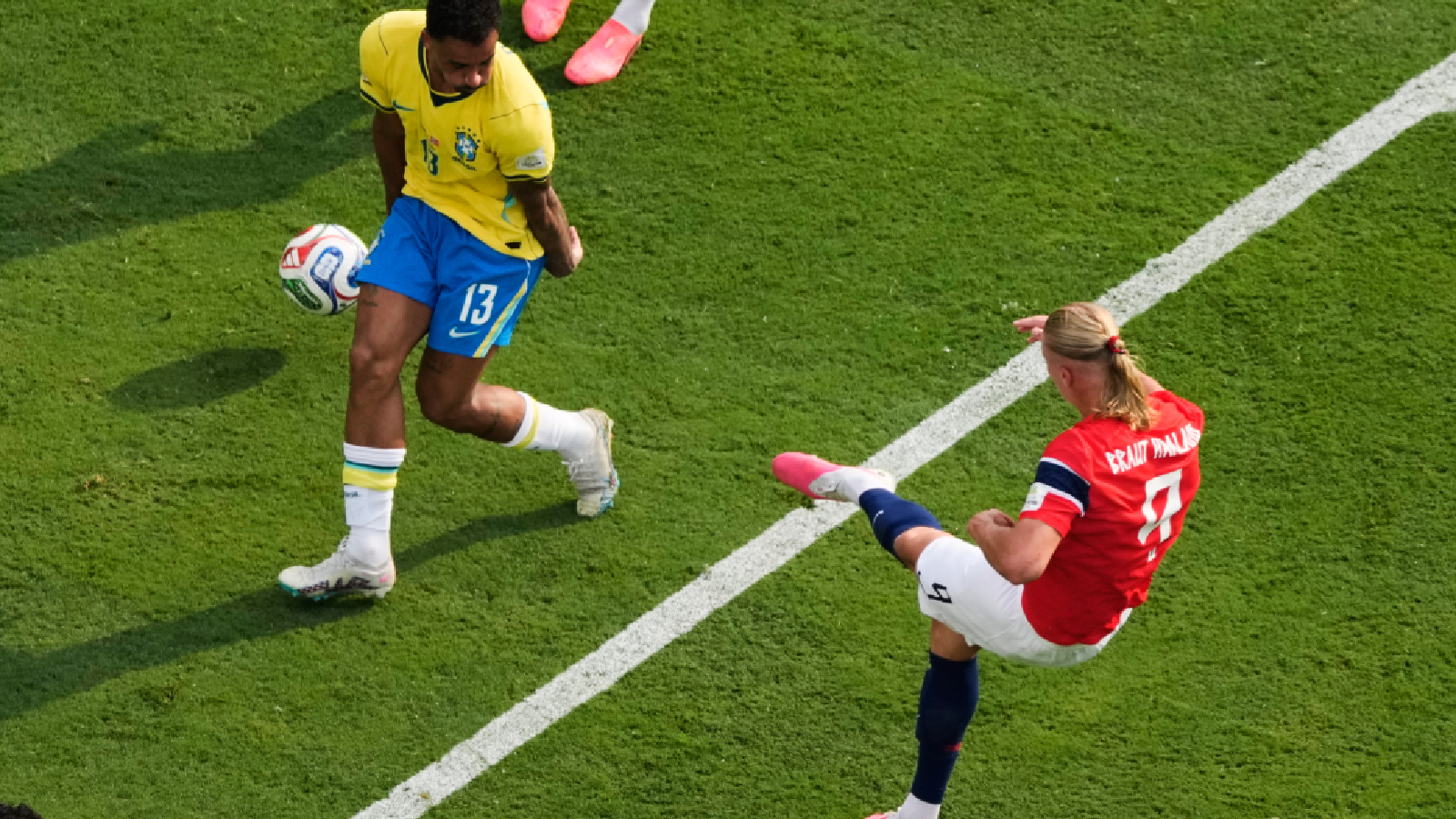 Norway's Erling Haaland (9) scores their second goal during the World Cup round of 16 soccer match between Brazil and Norway in East Rutherford, N.J., near New York, Sunday, July 5, 2026. (AP Photo/Matt Slocum)