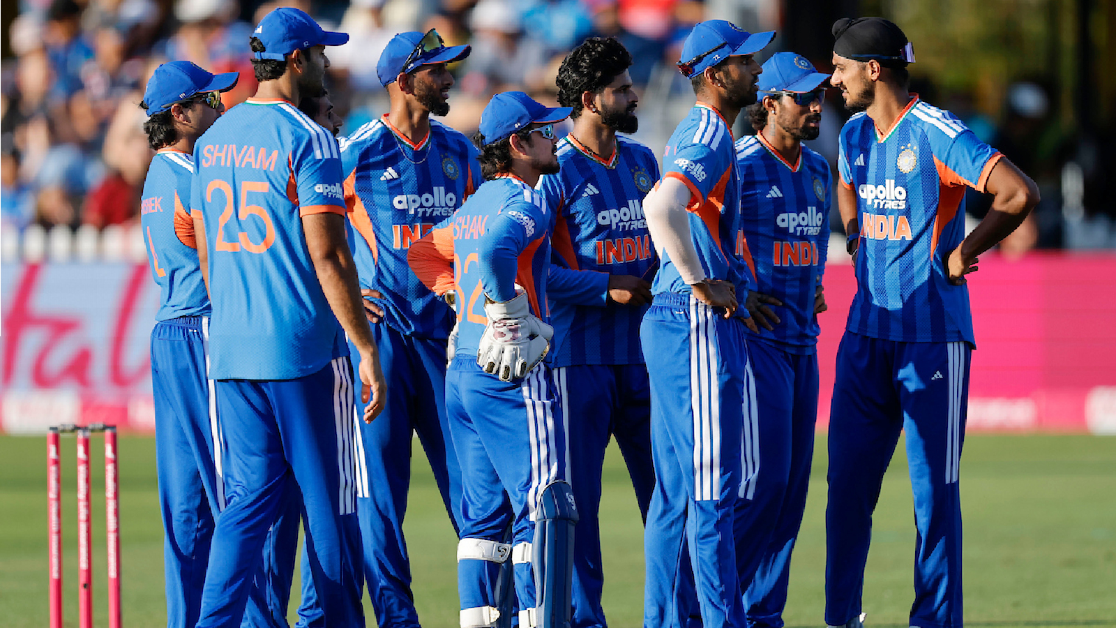 4th T20I: India lose to England by 9 wickets, concede second successive series
