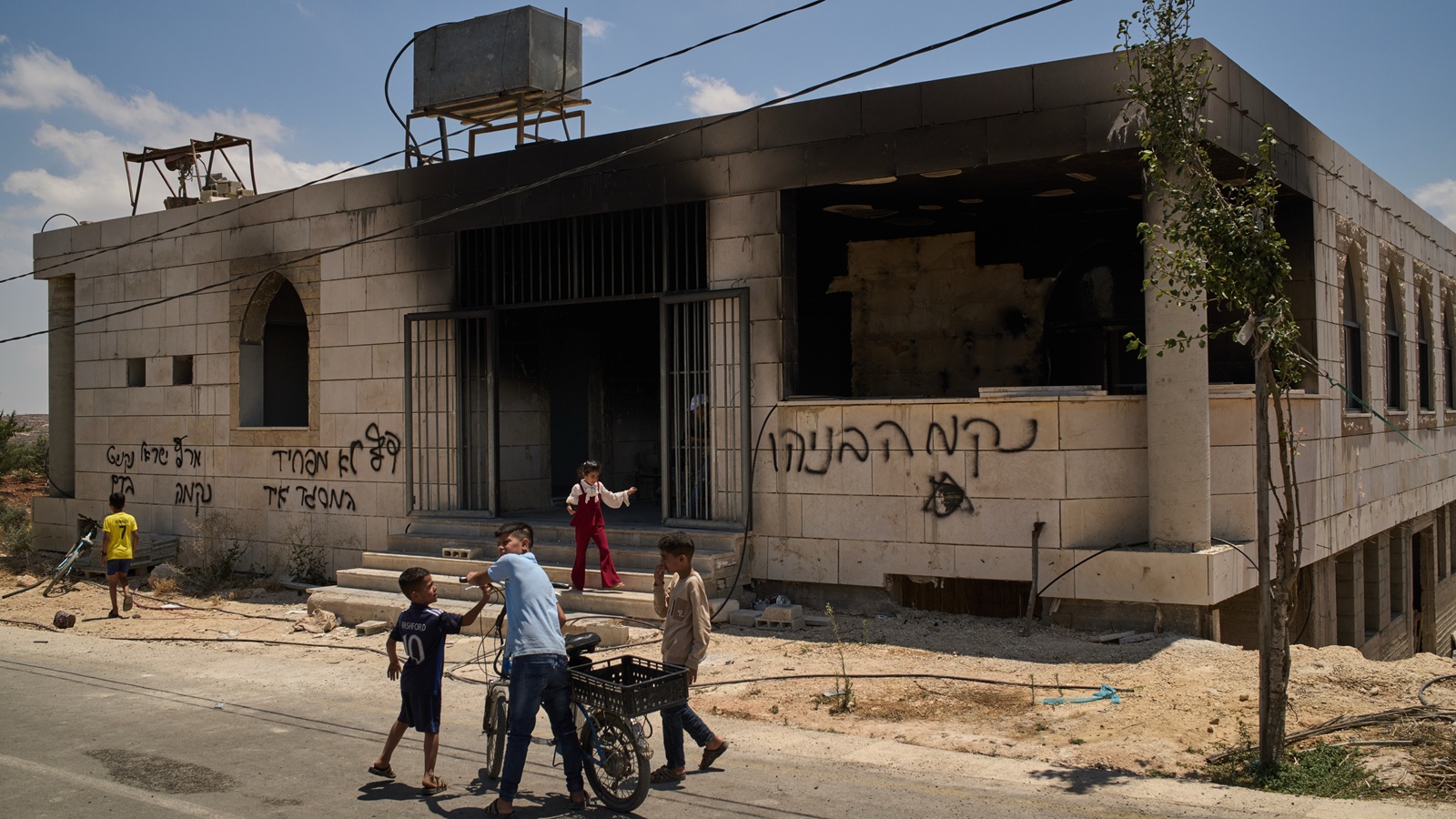 Two West Bank Mosques Torched in Settler Attacks; Four Palestinians Killed