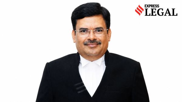 Justice Y Lakshmana Rao Andhra Pradesh High Court land pooling FIR Naidu