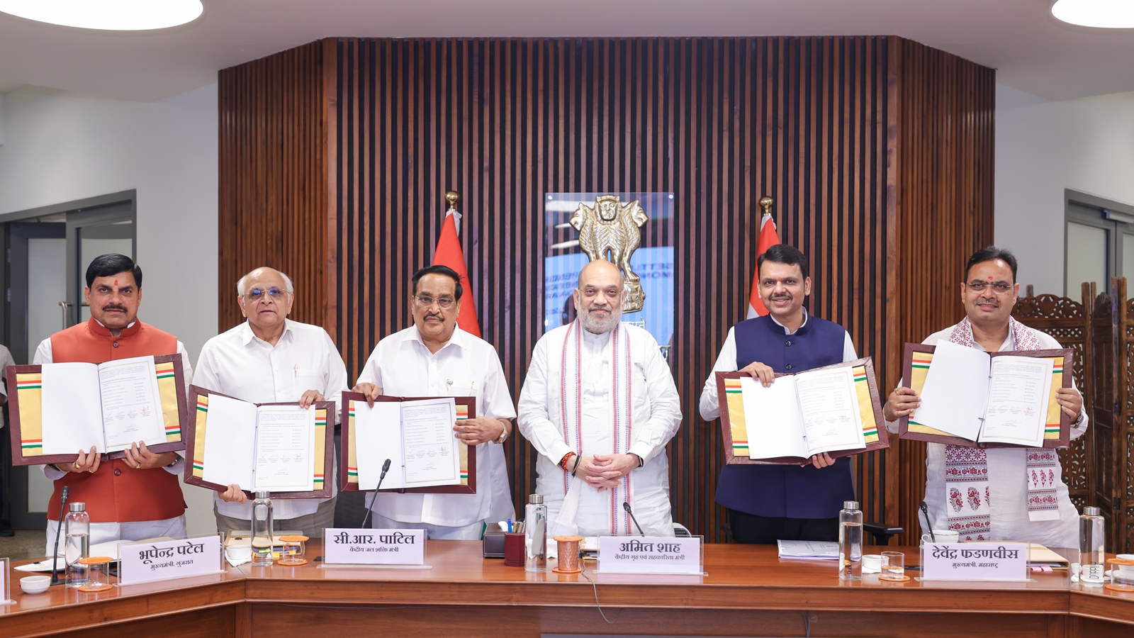 Four beneficiary states sign pact on Narmada outstanding dues