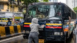 Mumbai woman Rhiya Ahir blocks police van during NEET Protest, video goes viral