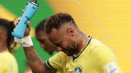 Brazil's Neymar (10) reacts at the end of the World Cup round of 16 soccer match between Brazil and Norway in East Rutherford, N.J., near New York, Sunday, July 5, 2026. (AP Photo/Adam Hunger)