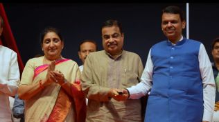 Union Minister Nitin Gadkari, CM Devendra Fadnavis, and Deputy CM Sunetra Pawar laid the foundation stones for three major elevated road corridors to ease Pune’s chronic traffic congestion.
