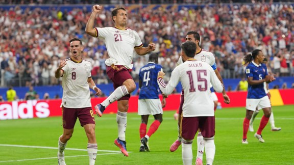 Spain's Mikel Oyarzabal celebrates scoring from the penalty spot the opening goal during a World Cup semifinal soccer match between France and Spain in Arlington, Texas, near Dallas, Tuesday, July 14, 2026. (AP Photo/Julio Cortez)