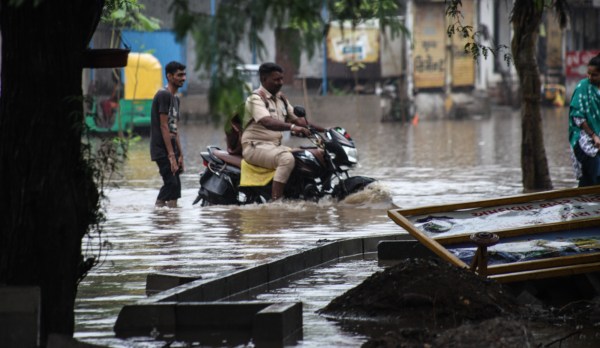 Ahmedabad floods, Ahmedabad flooding, Ahmedabad monsoon, Ahmedabad waterlogging, rain in 3 hours floods Ahmedabad, Ahmedabad news, Gujarat news, Indian express, current affairs