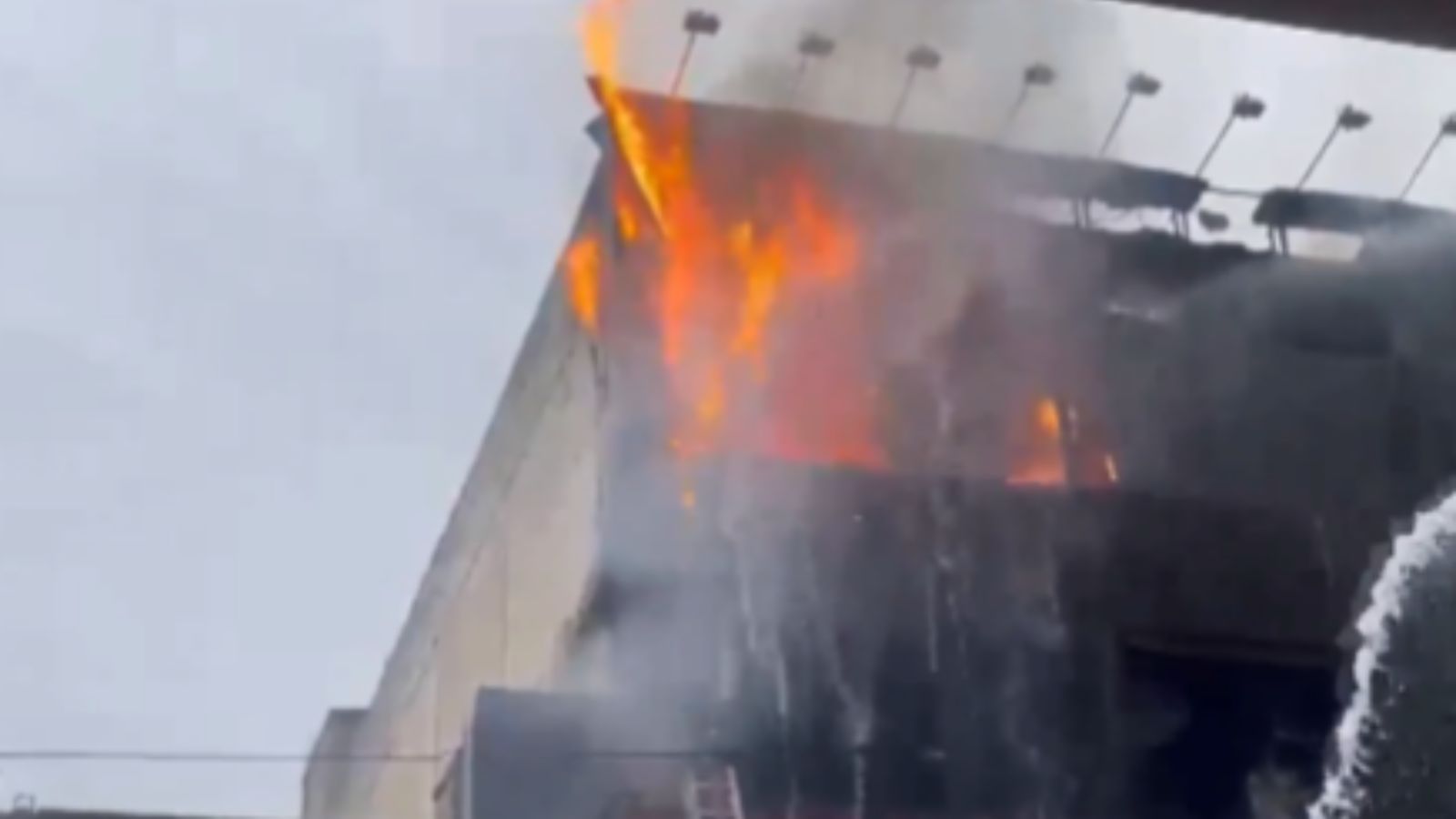 Massive fire breaks out at electronic goods showroom in Delhi’s Uttam Nagar