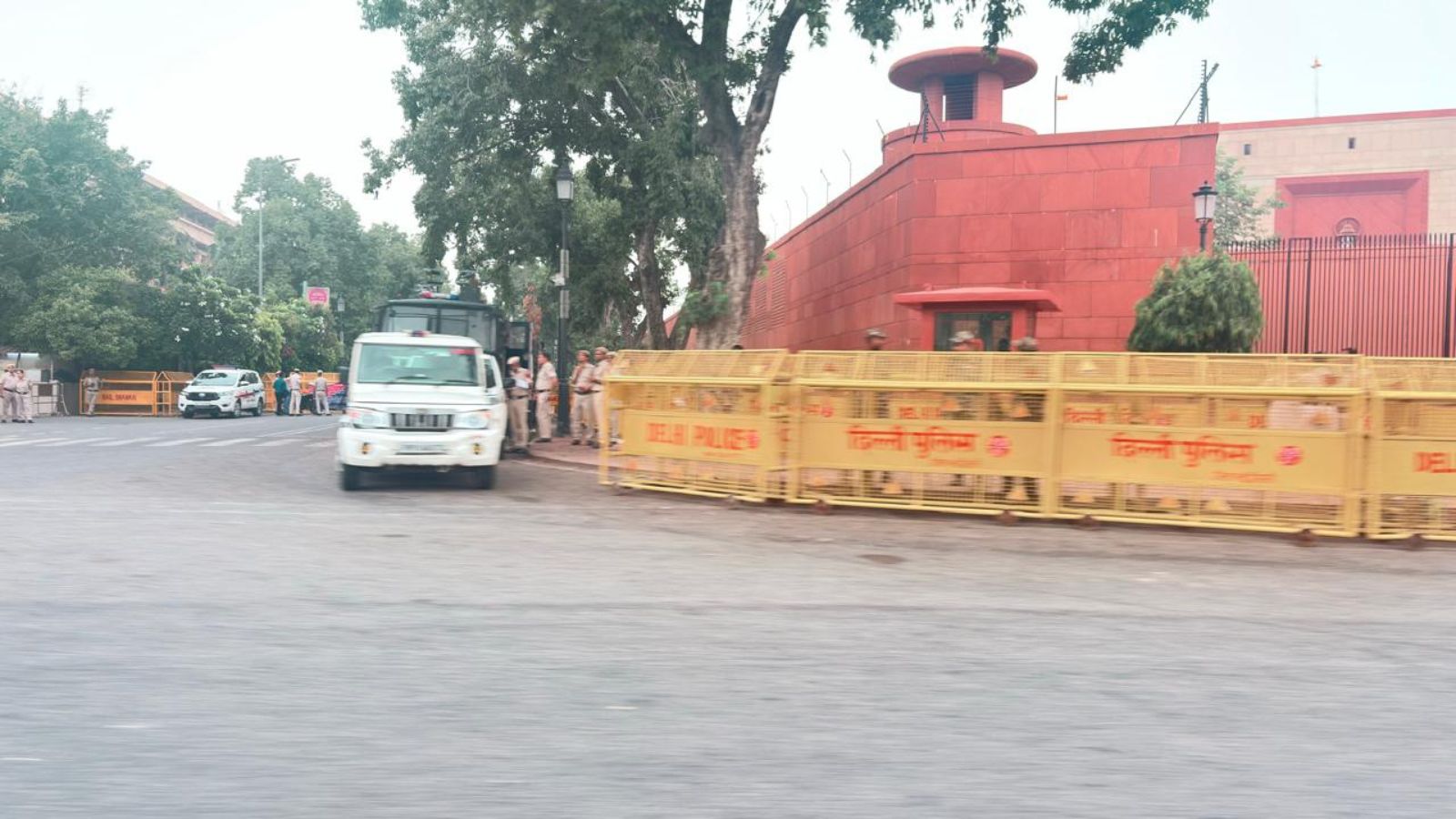 Delhi on High Alert as CJP Plans March to Parliament Amid Security Buildup