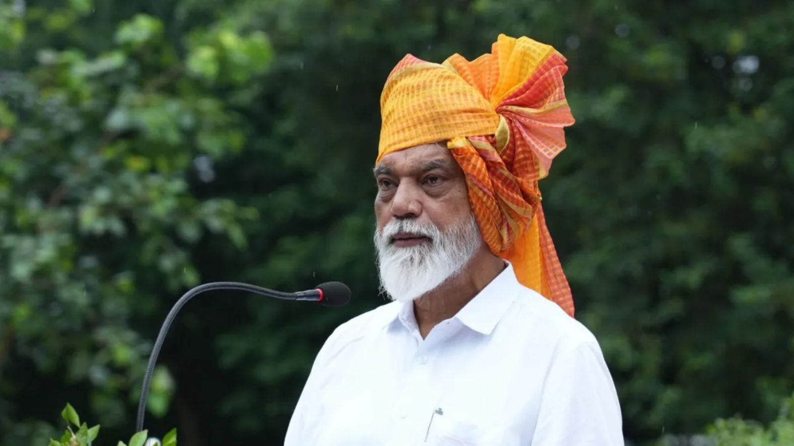 Education Minister Bhuse must resign in 7 days over TET paper leak: Congress