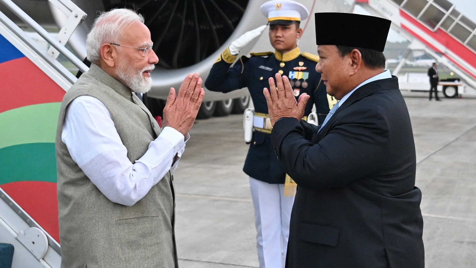 Prime minister begins three-nation tour