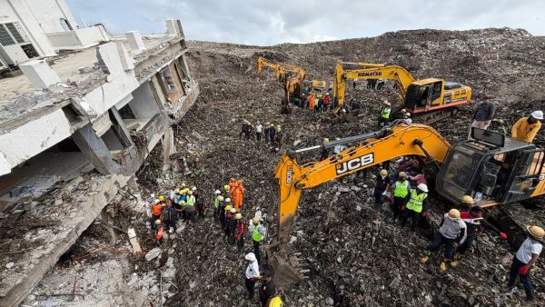 The three story building had a total of 23 people in it when the collapse happened.