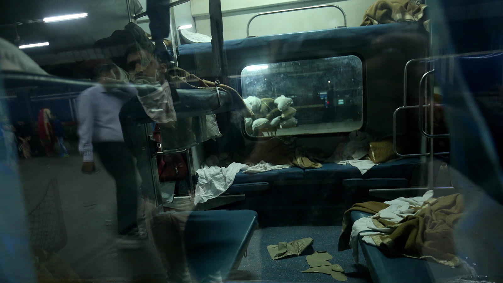 Linen stolen from AC coaches in Indian Railways: In 4 years, 1.27 crore bedsheets, towels, blankets, pillows