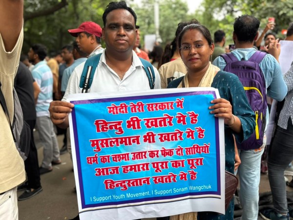 Advocate Ramanand Sagar (34) and Shriti Sagar (27), who are married, took an overnight train from Allahabad and reached the protest site after leaving their bags at the cloak room at the railway station