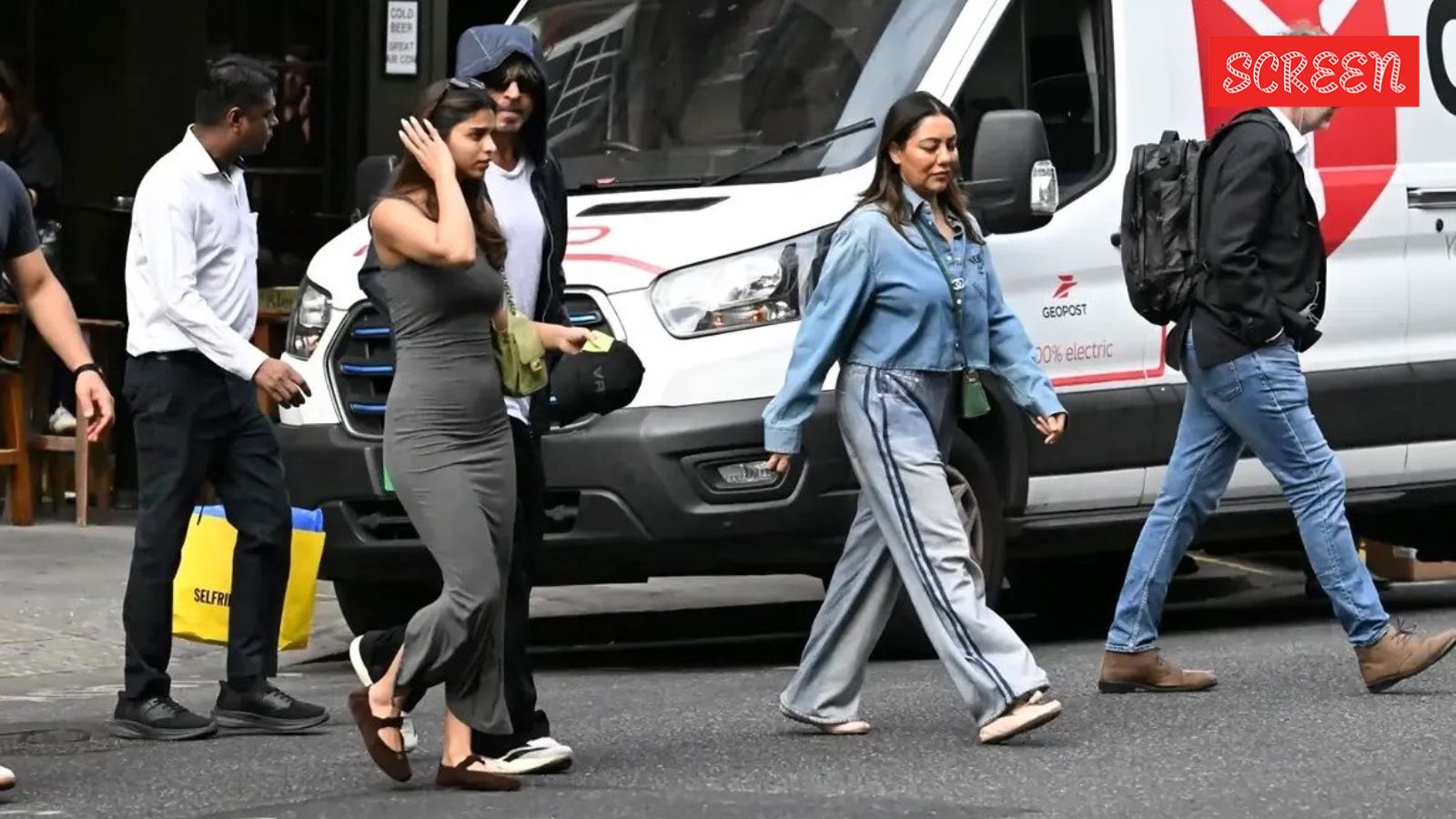 Shah Rukh Khan spotted in London on family vacation, maintains silence on CJP protests