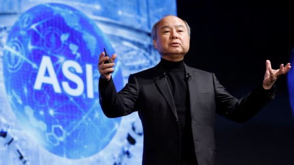 Speaking in Tokyo, Masayoshi Son dismissed concerns that artificial intelligence is experiencing an investment bubble. (Image: Reuters)