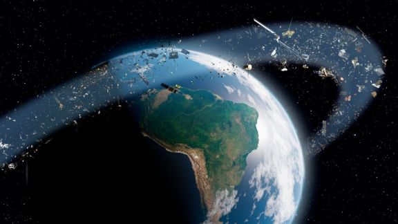 Researchers discovered previously undetected space debris in geostationary orbit using advanced image-processing techniques. (Image: X/ Laurie Scott)