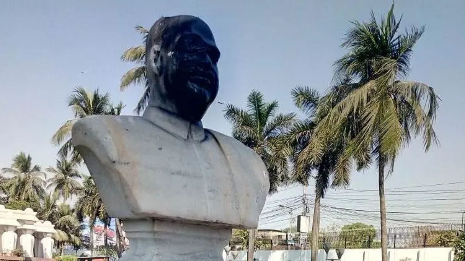 Syama Prasad Mookerjee statue vandalised in Kolkata hours before Amit Shah’s visit