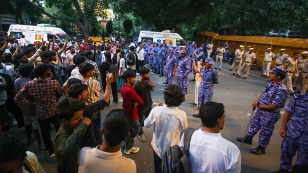 CJP protest, Parliament march