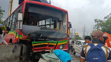BEST bus accident Mankhurd