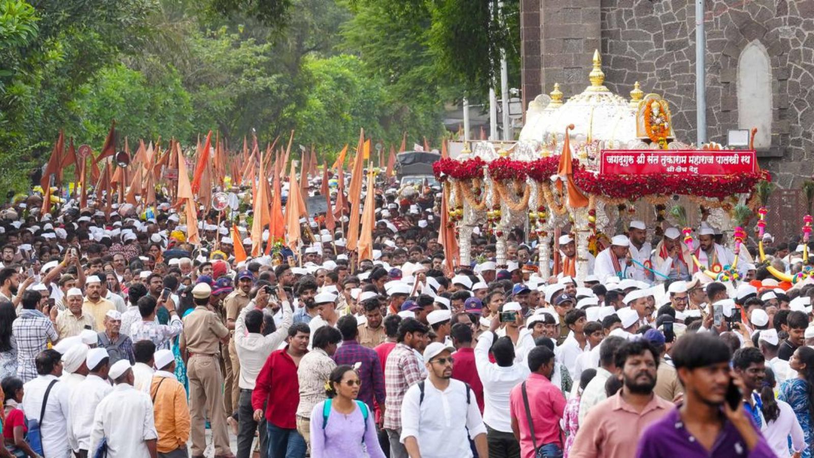 Better roads, foot massage, cleaner toilets: Pilgrims welcome improved facilities on the Wari route