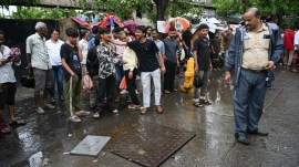 Spot picture of the manhole. Photo by Sankhadeep Banerjee.