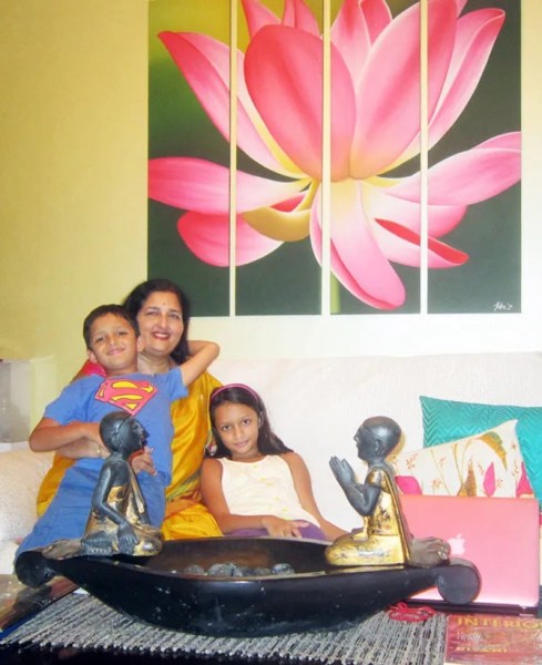 Anuradha Paudwal with her son and daughter.