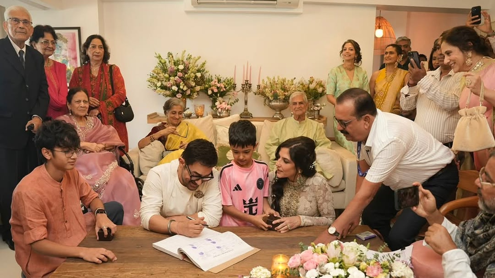 Aamir Khan and Gauri Spratt tie the knot in ivory glam at Pali Hill home; first pics out