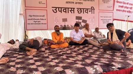 morbi land compensation, morbi land monthly rent, Morbi farmers take out padayatra, Morbi farmers padayatra, gujarat government, Ahmedabad news, Gujarat news, Indian express, current affairs