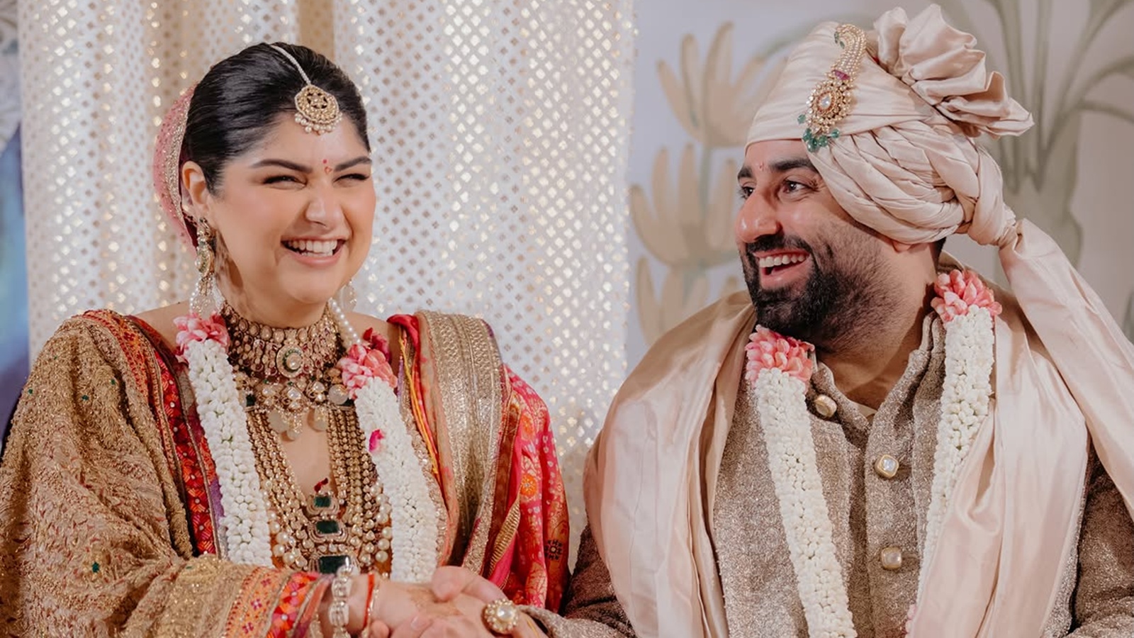 Anshula Kapoor marries Rohan Thakkar in ‘mom’s 42-year-old gold tissue & zardozi dupatta’