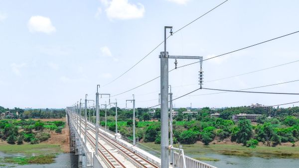 Electrification work underway on Mumbai-Ahmedabad bullet train corridor (Image: NHSRCL)