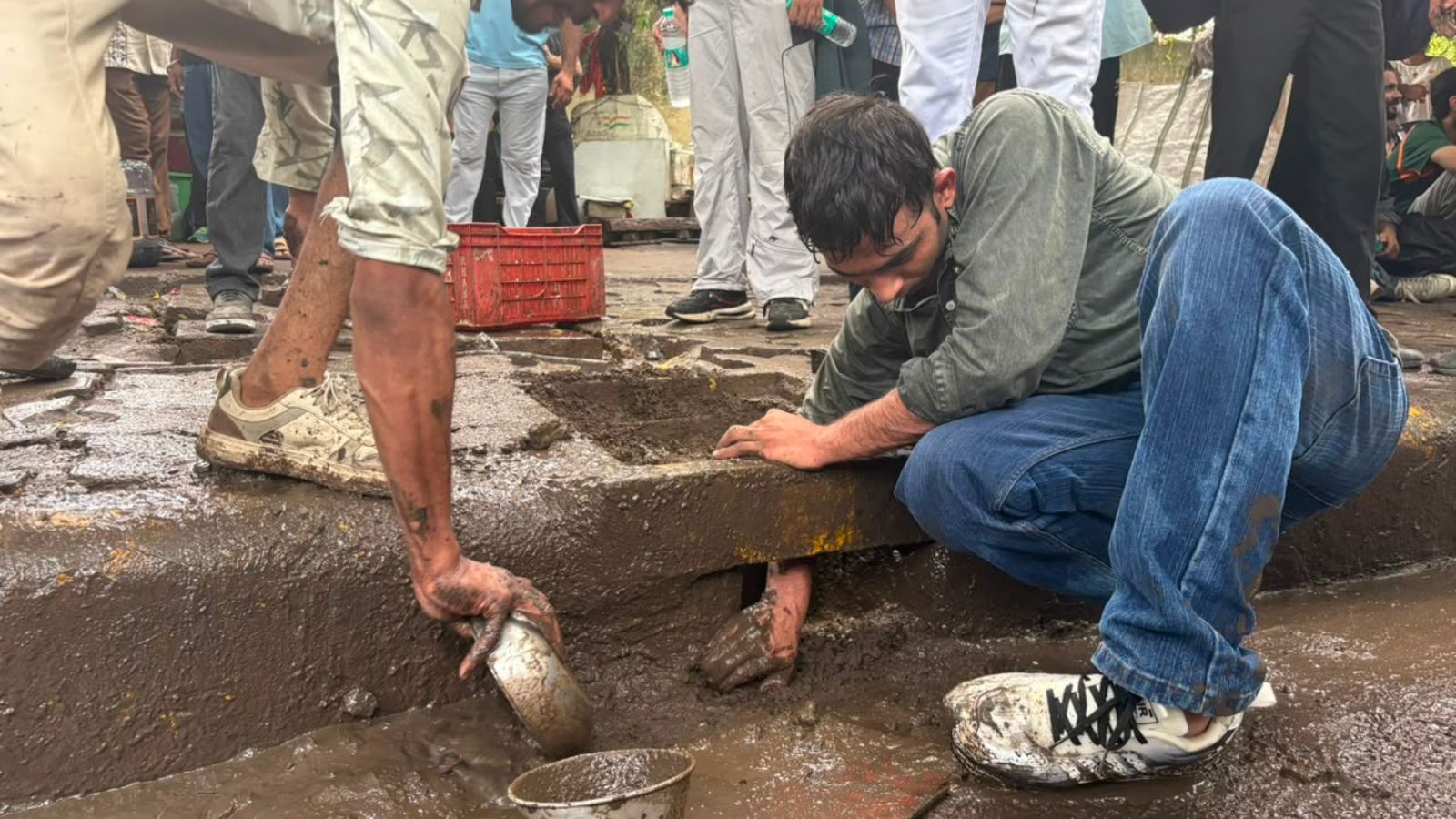 ‘Doing seva’: Meet volunteers keeping Jantar Mantar functioning and clean