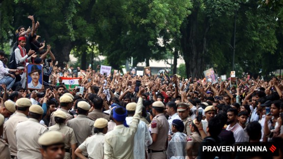 CJP protest, Cockroach Janta Party, Supreme Court NEET protest case, Supreme Court NEET hearing, CJI Surya Kant, Delhi NEET protest, Jantar Mantar protest, NEET paper leak case, NTA controversy, Delhi Police, student protest Delhi, NEET latest news