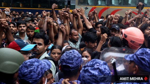 Students gather in solidarity with Environmentalist Sonam Wangchuk, and demand the resignation of Education Minister Dharmendra Pradhan