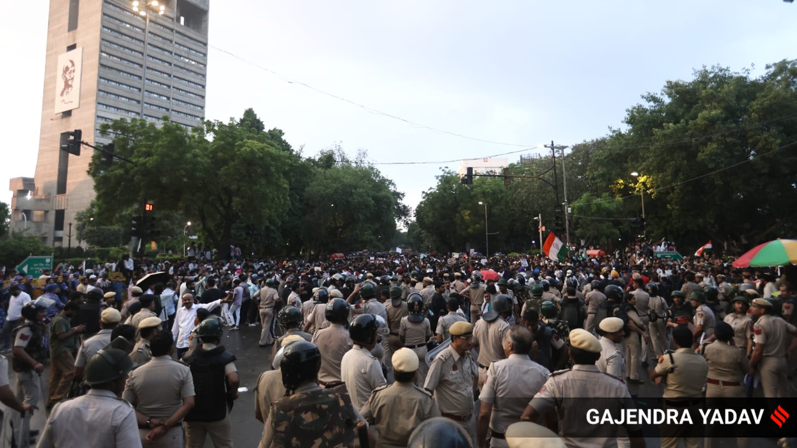 No leave, no training: Delhi Police ramp up deployment amid CJP protests