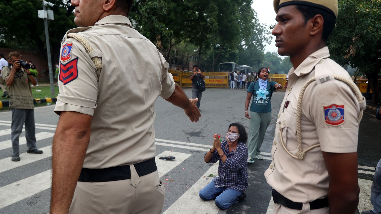 On huge Parliament march crackdown, High Court seeks Delhi Police response