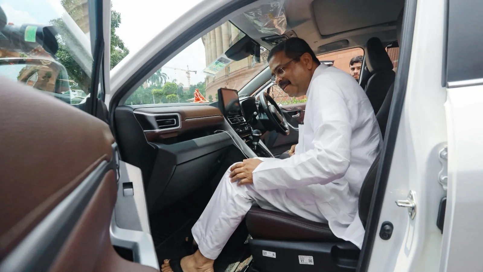 Pradhan exit sparks calls for Odisha, Chhattisgarh ministers to resign