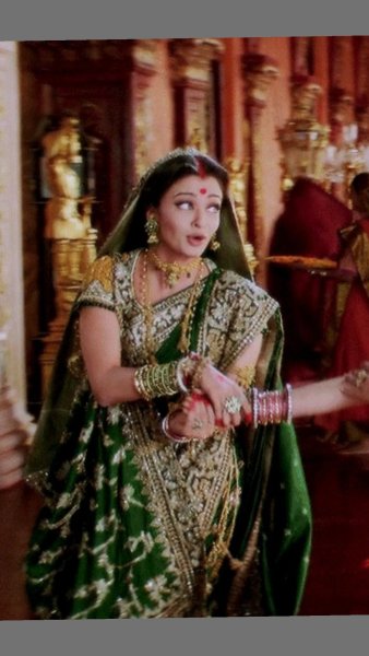 Aishwarya Rai in green saree designed by Neeta Lulla