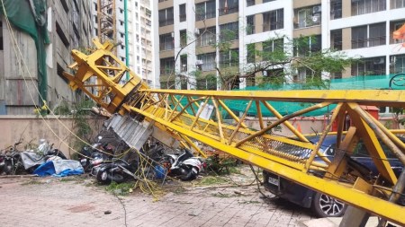 Mira Road crane crash death, Mumbai crane crash, Mira Road crane crash, Mumbai crane crash death, man killed after crane collapses, crane collapse kills man, man killed after crane collapses inside housing complex, crane collapse kills man inside housing complex, Mumbai news, Maharashtra news, Indian express, current affairs