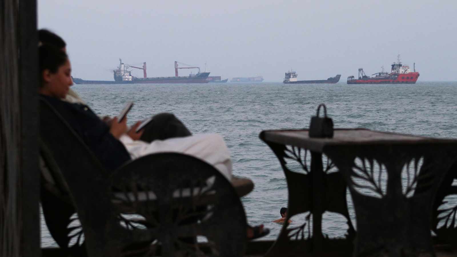 Global oil prices jump to four-week high amid renewed hostilities in Gulf