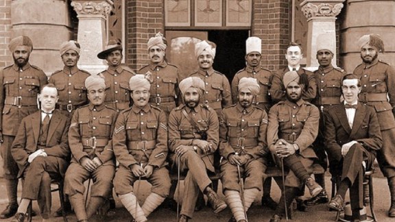 The Indian Army team, including the great Dhyan Chand (3rd from left, standing) that travelled to New Zealand in 1926. (Credit: Thakar Singh family collection & Sikhsinhockey.com)