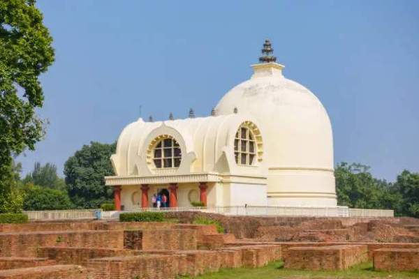  What are the key Buddhist sites linked to Lord Buddha's life?