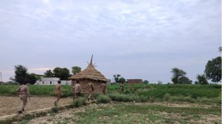Making of a 'mini Jamtara' in Mathura