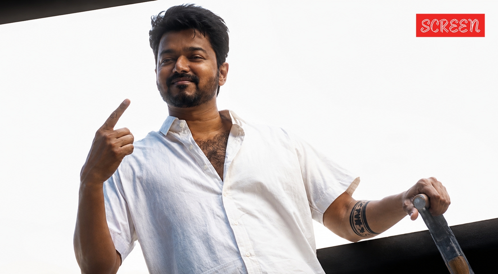 Jana Nayagan desperately tries to satisfy both Vijay's "Thalapathy" image and his political ambitions.