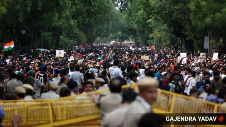 Heavy crowd of CJP protesters at Sansad Marg on Wednesday during the protest. (Express Photo by Gajendra Yadav)