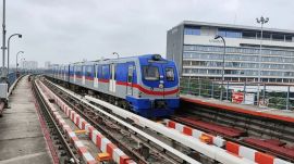 Kolkata Metro is expected to receive 14 new-generation rakes in FY27 as part of its fleet expansion plans. (Image: Kolkata Metro/File)
