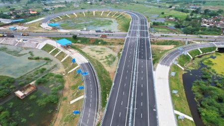 Lucknow-Kanpur expressway