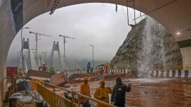 missing link Mumbai-pune expressway highway landslide