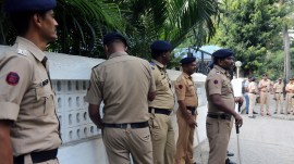 Worker falls from 22nd floor of Wadala high-rise, Worker falls from Wadala high-rise, man falls from Wadala high-rise, Deoria man falls from Wadala high-rise, Slum Rehabilitation Authority (SRA) building, Mumbai news, Maharashtra news, Indian express, current affairs
